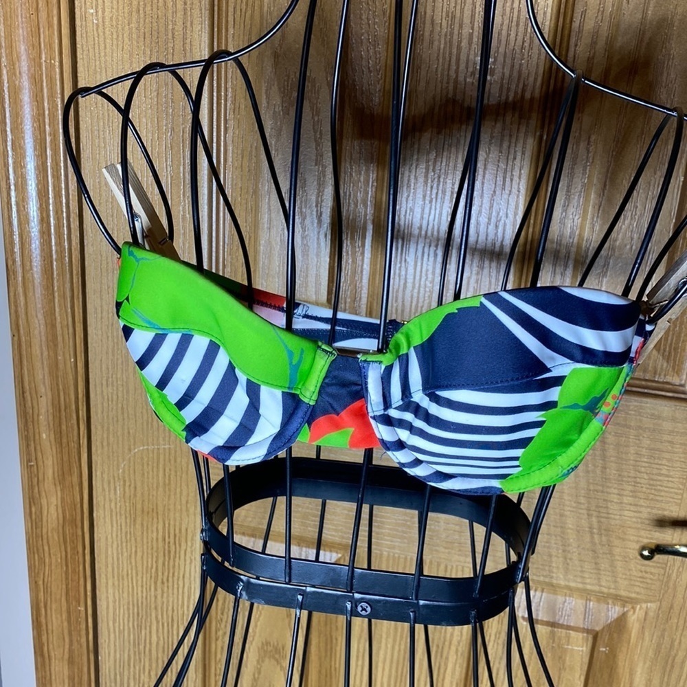 J. crew swimsuit bikini top🏖​​​